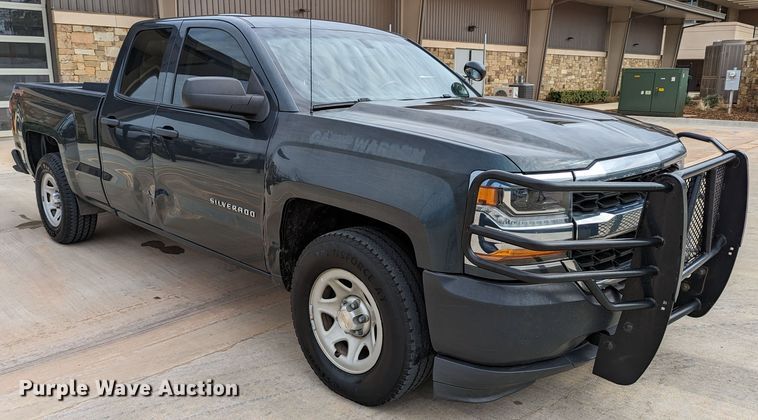 image for item DR6867 2017  Chevrolet Silverado 1500  Double Cab pickup truck