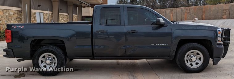 image for item DR6867 2017  Chevrolet Silverado 1500  Double Cab pickup truck