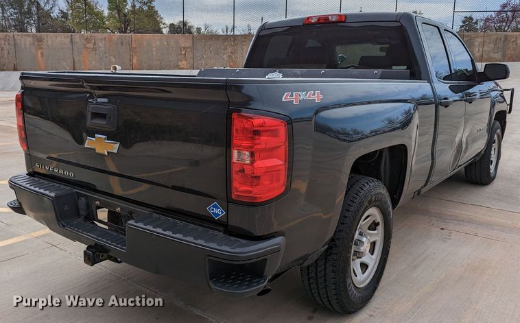 image for item DR6867 2017  Chevrolet Silverado 1500  Double Cab pickup truck