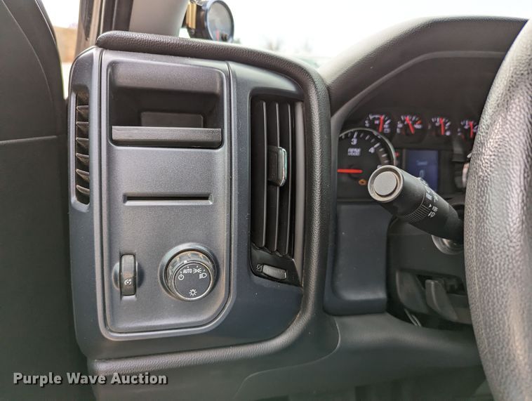 image for item DR6867 2017  Chevrolet Silverado 1500  Double Cab pickup truck