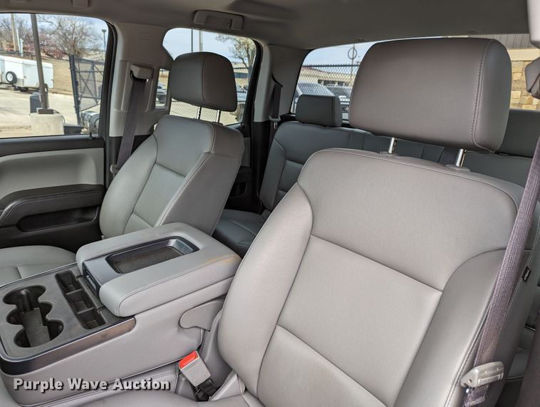 image for item DR6867 2017  Chevrolet Silverado 1500  Double Cab pickup truck