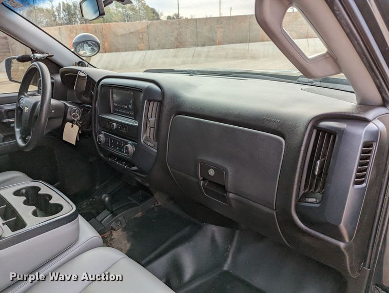 image for item DR6867 2017  Chevrolet Silverado 1500  Double Cab pickup truck