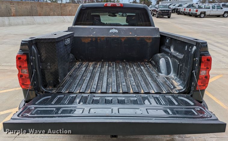 image for item DR6867 2017  Chevrolet Silverado 1500  Double Cab pickup truck