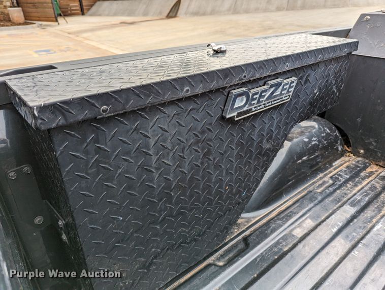 image for item DR6867 2017  Chevrolet Silverado 1500  Double Cab pickup truck