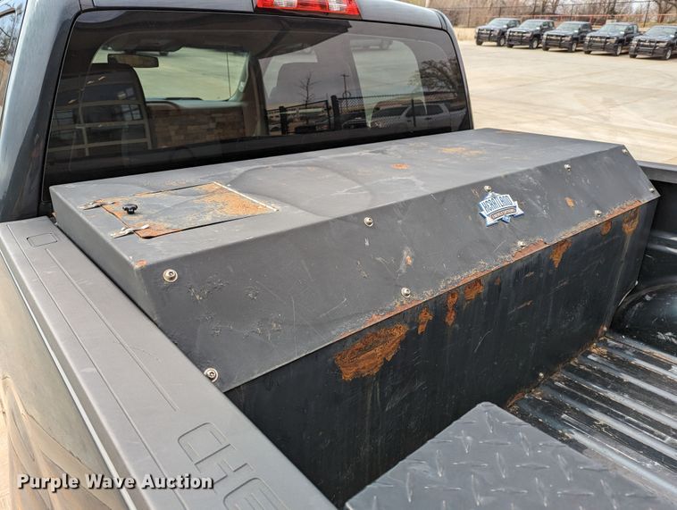 image for item DR6867 2017  Chevrolet Silverado 1500  Double Cab pickup truck