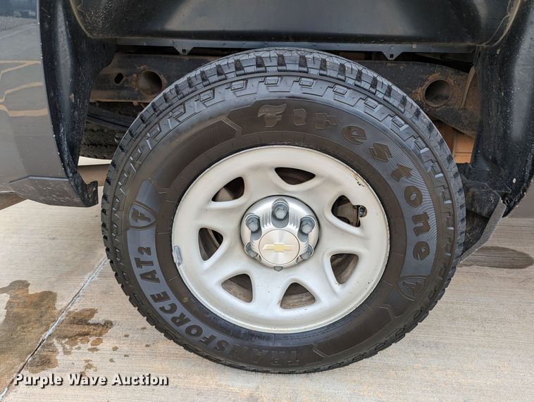 image for item DR6867 2017  Chevrolet Silverado 1500  Double Cab pickup truck