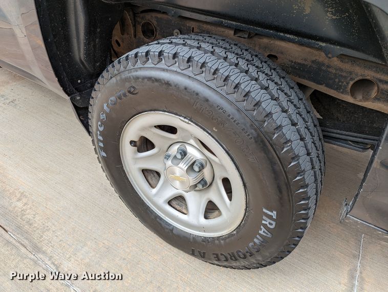 image for item DR6867 2017  Chevrolet Silverado 1500  Double Cab pickup truck