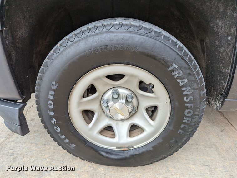 image for item DR6867 2017  Chevrolet Silverado 1500  Double Cab pickup truck