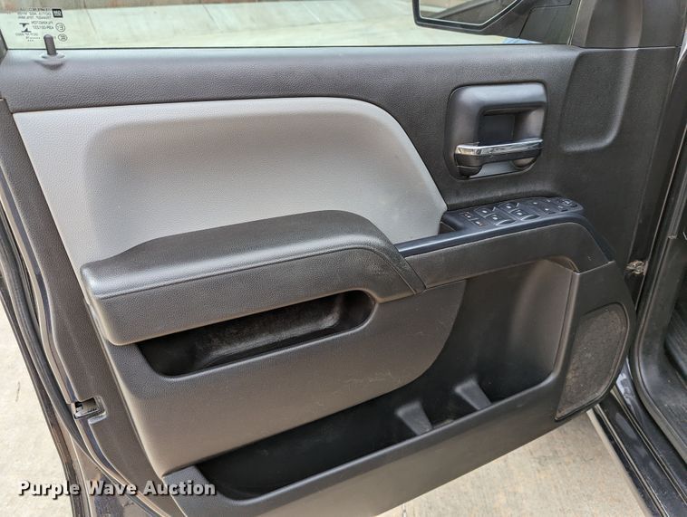 image for item DR6868 2016  Chevrolet Silverado 1500  Double Cab pickup truck