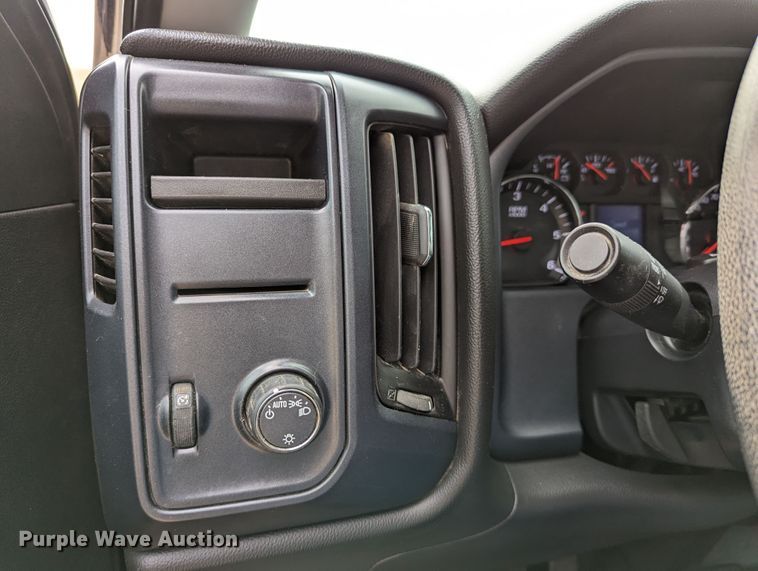 image for item DR6868 2016  Chevrolet Silverado 1500  Double Cab pickup truck