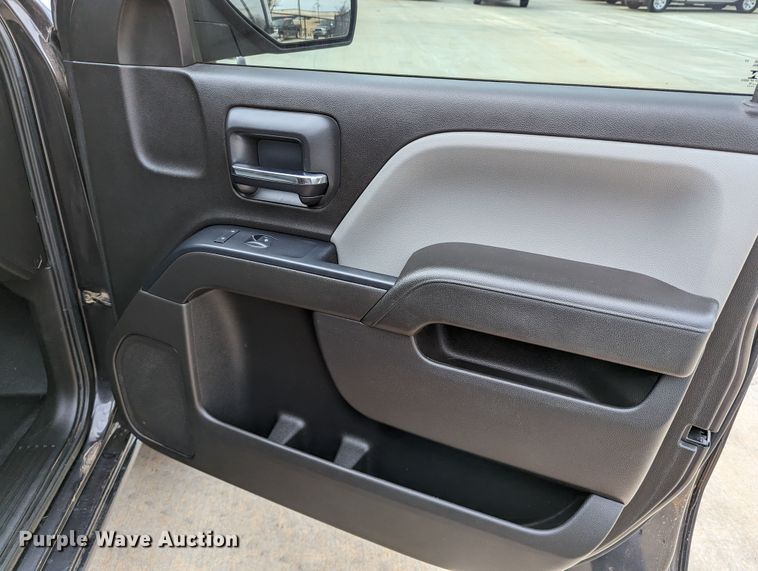 image for item DR6868 2016  Chevrolet Silverado 1500  Double Cab pickup truck