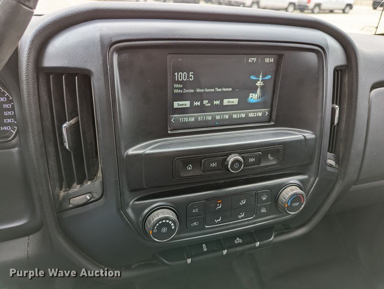 image for item DR6869 2017  Chevrolet Silverado 1500  Double Cab pickup truck