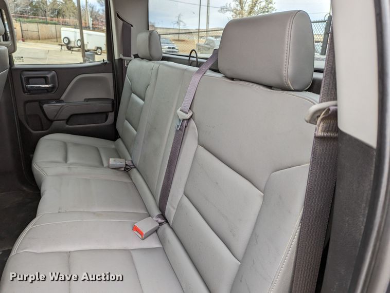 image for item DR6869 2017  Chevrolet Silverado 1500  Double Cab pickup truck