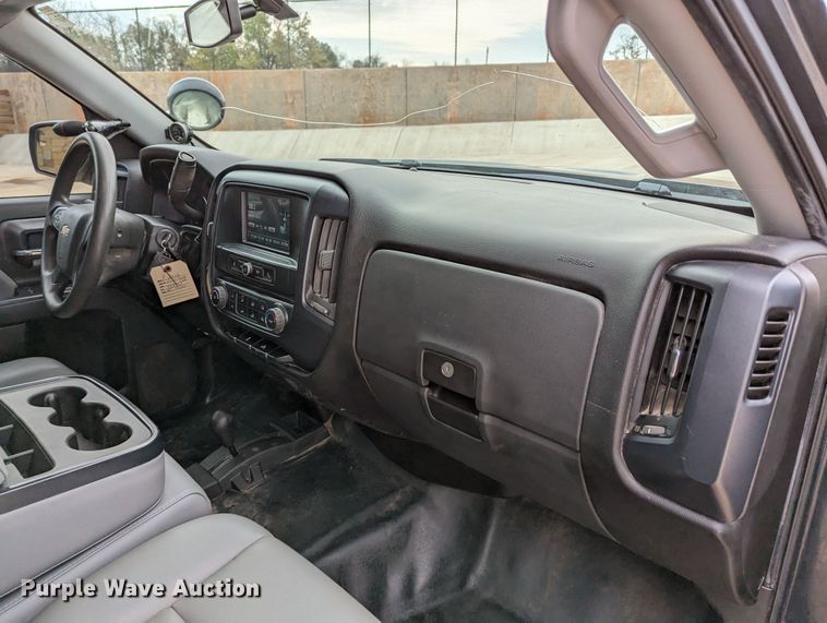 image for item DR6869 2017  Chevrolet Silverado 1500  Double Cab pickup truck