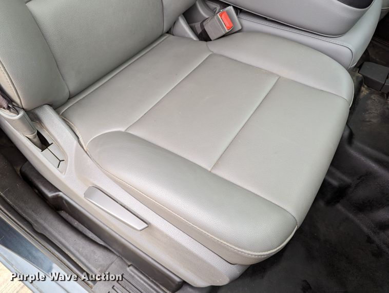 image for item DR6869 2017  Chevrolet Silverado 1500  Double Cab pickup truck