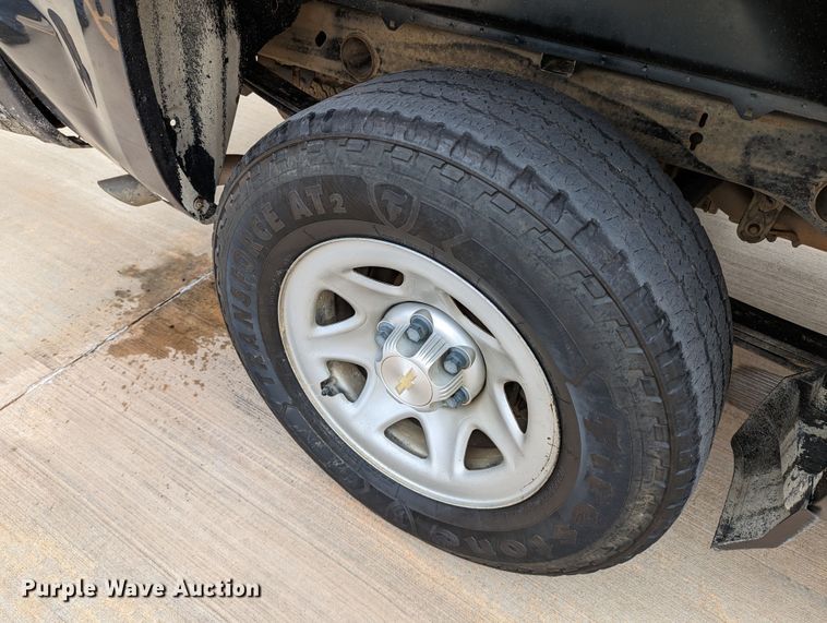 image for item DR6869 2017  Chevrolet Silverado 1500  Double Cab pickup truck