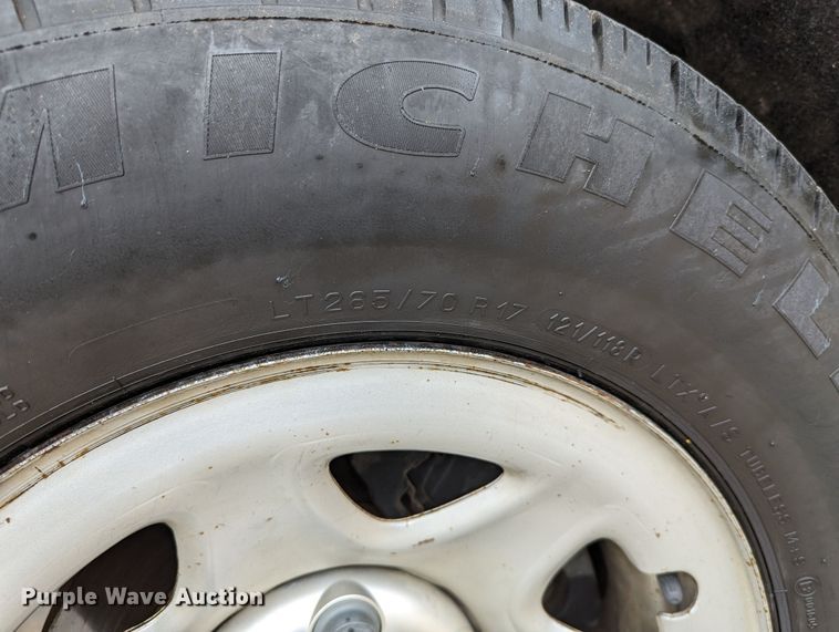 image for item DR6869 2017  Chevrolet Silverado 1500  Double Cab pickup truck