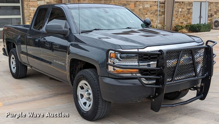 image for item DR6870 2017 Chevrolet Silverado 1500 Double Cab pickup truck