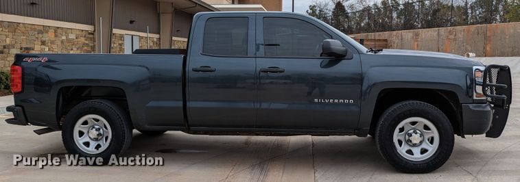 image for item DR6870 2017 Chevrolet Silverado 1500 Double Cab pickup truck