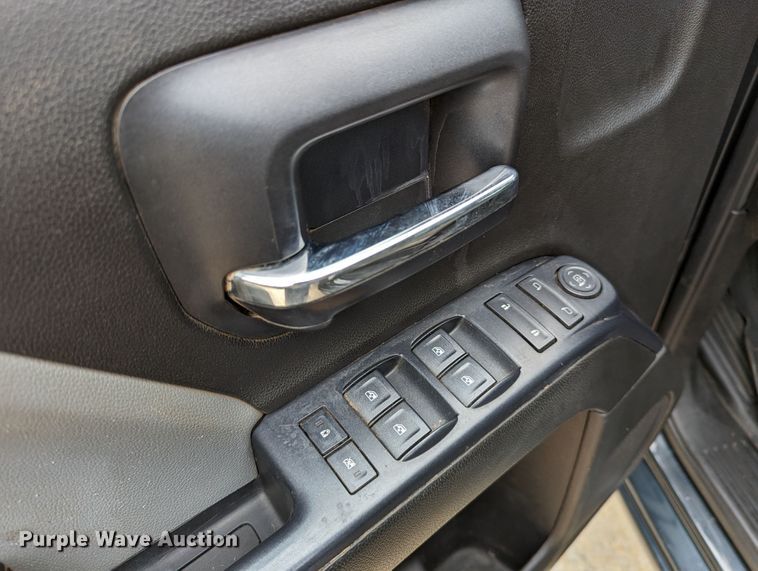 image for item DR6870 2017 Chevrolet Silverado 1500 Double Cab pickup truck