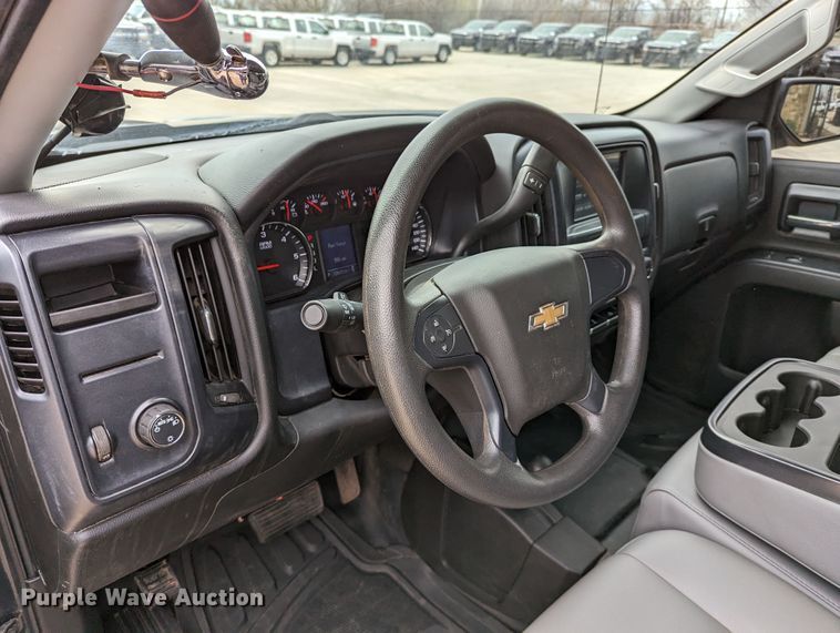 image for item DR6870 2017 Chevrolet Silverado 1500 Double Cab pickup truck