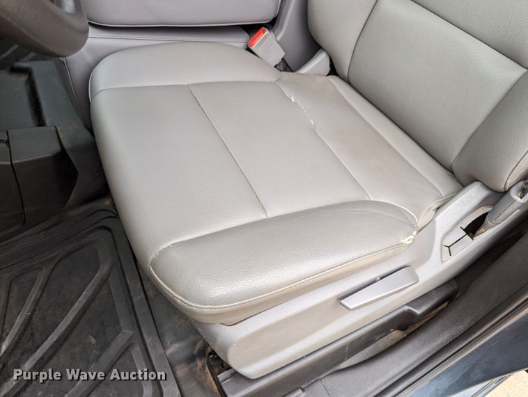 image for item DR6870 2017 Chevrolet Silverado 1500 Double Cab pickup truck