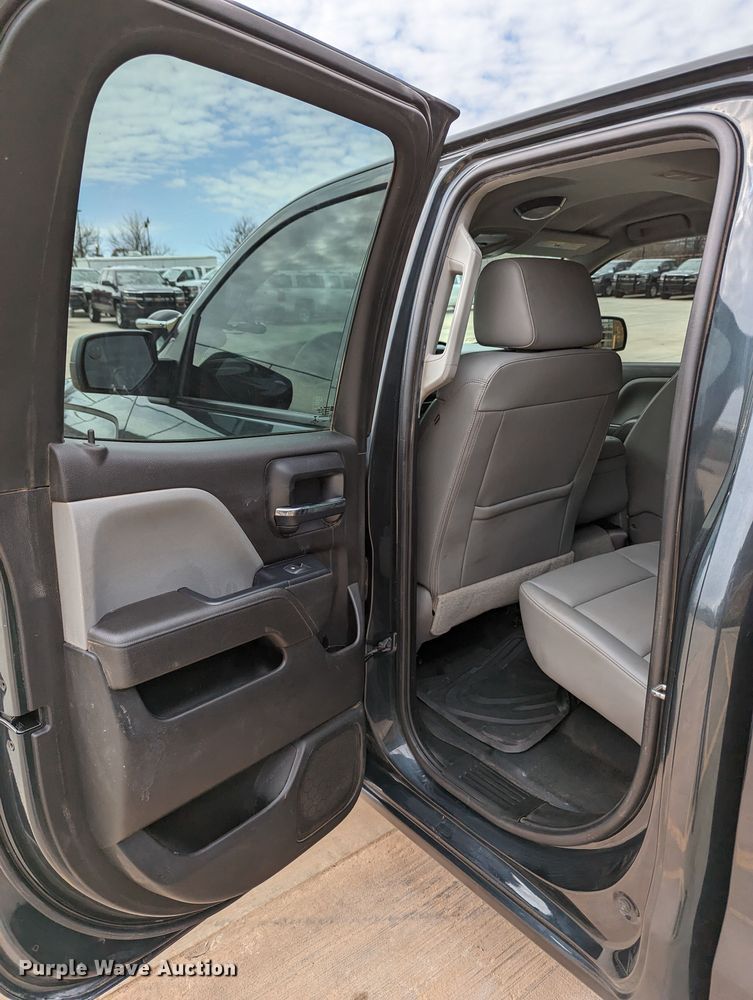 image for item DR6870 2017 Chevrolet Silverado 1500 Double Cab pickup truck