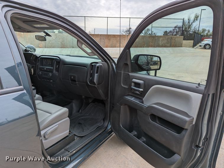 image for item DR6870 2017 Chevrolet Silverado 1500 Double Cab pickup truck