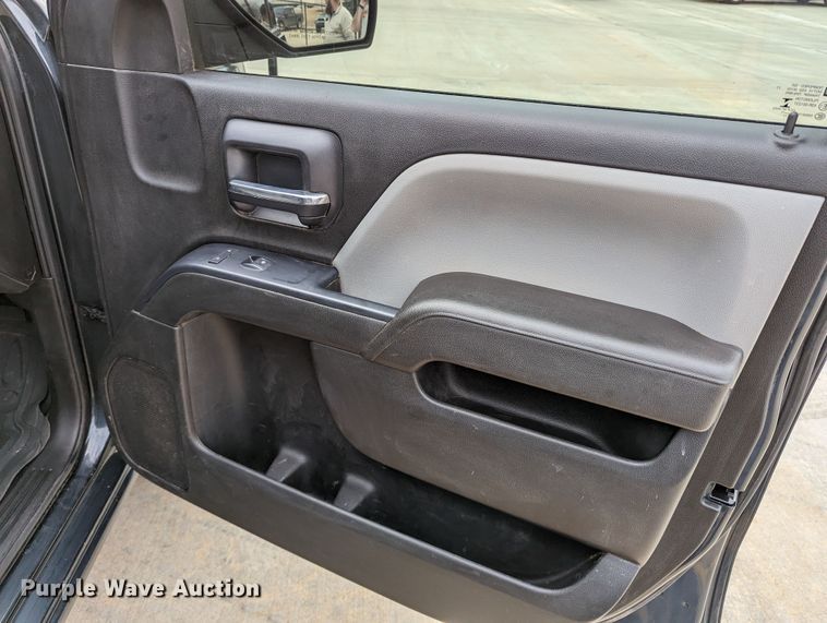 image for item DR6870 2017 Chevrolet Silverado 1500 Double Cab pickup truck