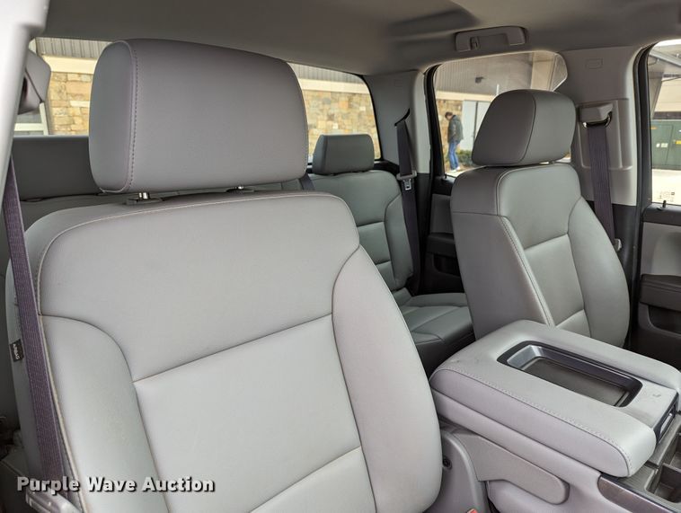 image for item DR6870 2017 Chevrolet Silverado 1500 Double Cab pickup truck