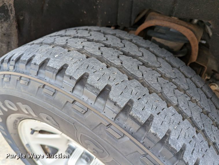 image for item DR6870 2017 Chevrolet Silverado 1500 Double Cab pickup truck