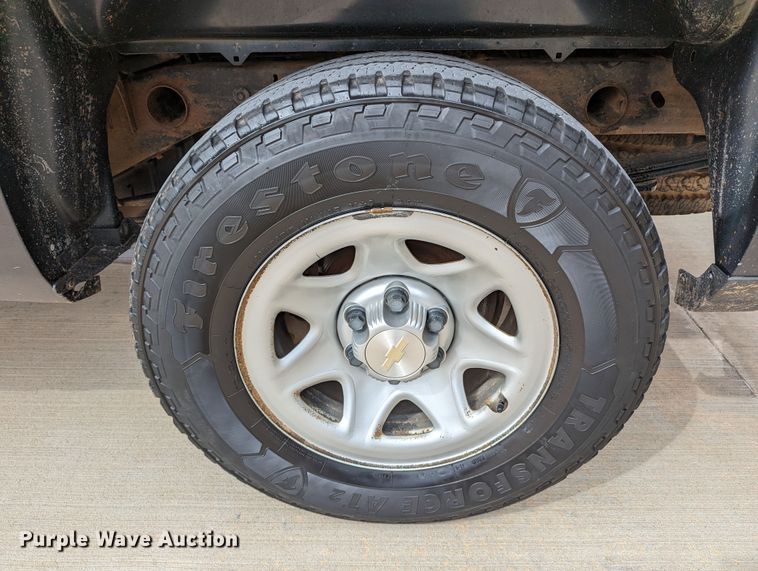 image for item DR6870 2017 Chevrolet Silverado 1500 Double Cab pickup truck