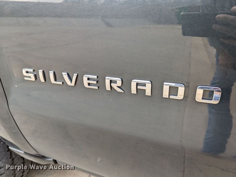 image for item DR6870 2017 Chevrolet Silverado 1500 Double Cab pickup truck