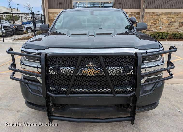 image for item DR6871 2017  Chevrolet Silverado 1500  Double Cab pickup truck