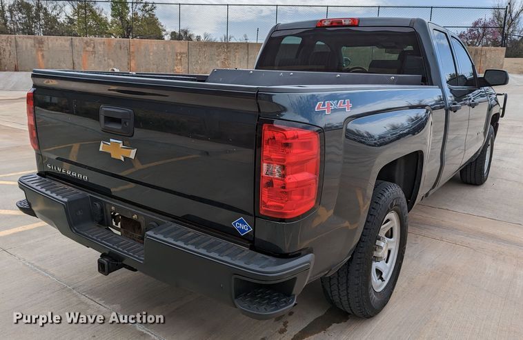 image for item DR6871 2017  Chevrolet Silverado 1500  Double Cab pickup truck