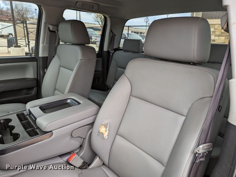 image for item DR6871 2017  Chevrolet Silverado 1500  Double Cab pickup truck