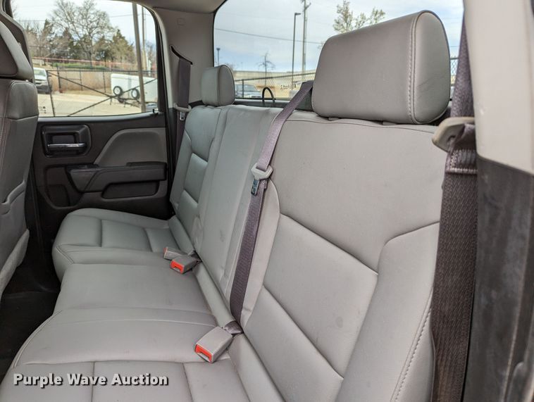 image for item DR6871 2017  Chevrolet Silverado 1500  Double Cab pickup truck