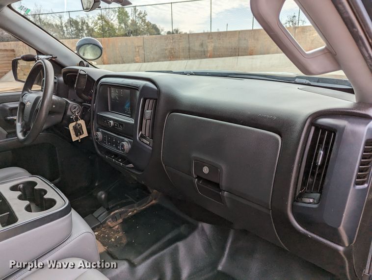 image for item DR6871 2017  Chevrolet Silverado 1500  Double Cab pickup truck