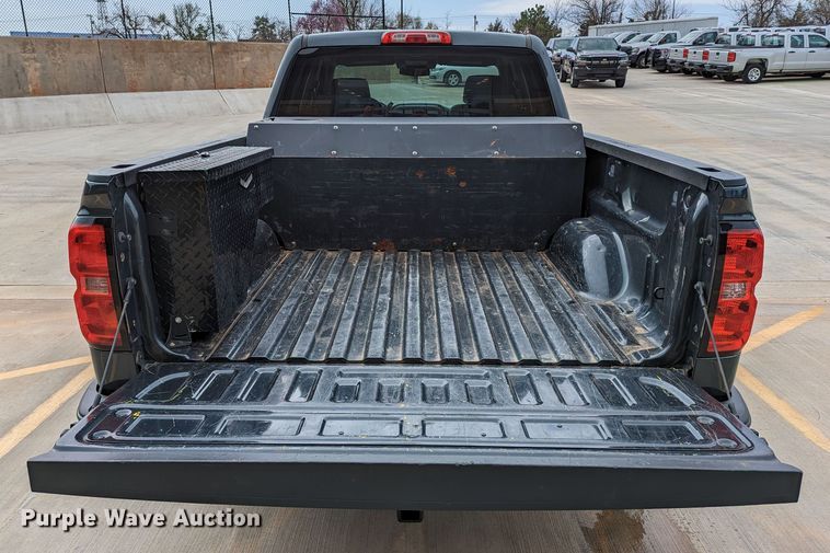 image for item DR6871 2017  Chevrolet Silverado 1500  Double Cab pickup truck