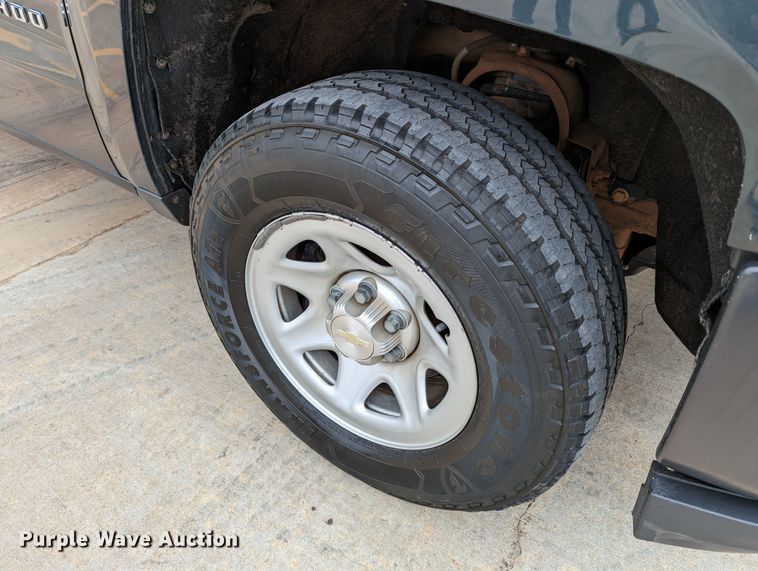 image for item DR6871 2017  Chevrolet Silverado 1500  Double Cab pickup truck