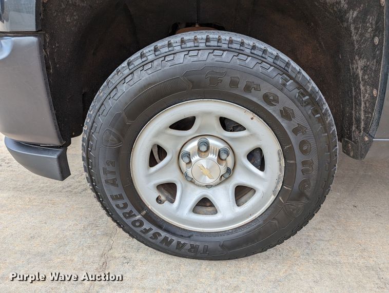 image for item DR6871 2017  Chevrolet Silverado 1500  Double Cab pickup truck