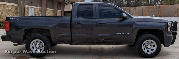 image for item DR6872 2016  Chevrolet Silverado 1500  Double Cab pickup truck