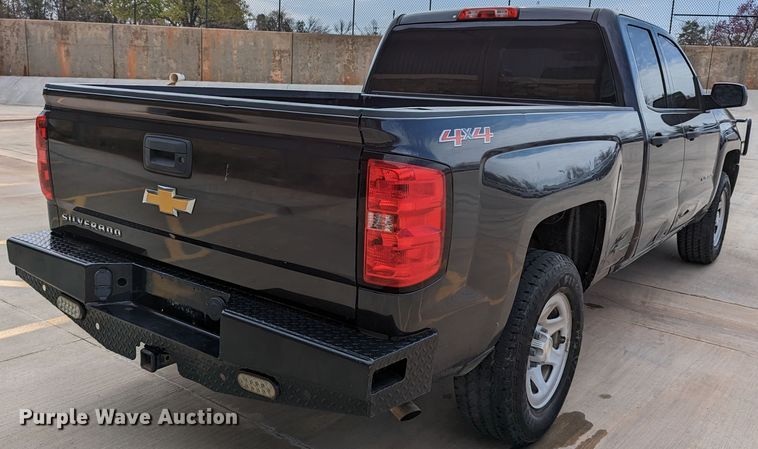 image for item DR6872 2016  Chevrolet Silverado 1500  Double Cab pickup truck