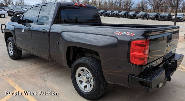 image for item DR6872 2016  Chevrolet Silverado 1500  Double Cab pickup truck