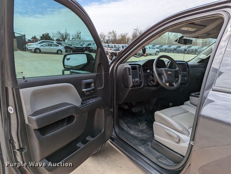 image for item DR6872 2016  Chevrolet Silverado 1500  Double Cab pickup truck