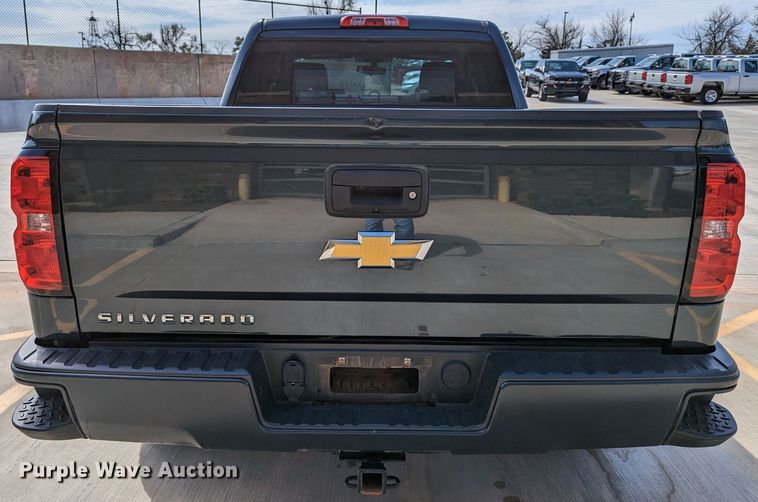 image for item DR6873 2018  Chevrolet Silverado 1500  Double Cab pickup truck