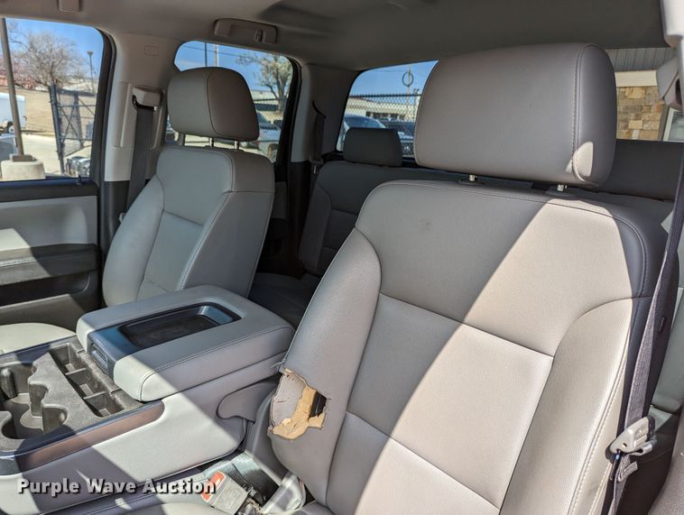 image for item DR6873 2018  Chevrolet Silverado 1500  Double Cab pickup truck