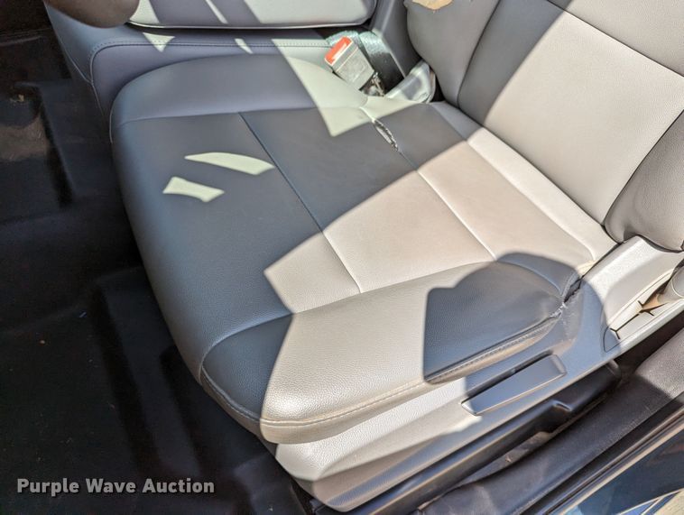 image for item DR6873 2018  Chevrolet Silverado 1500  Double Cab pickup truck