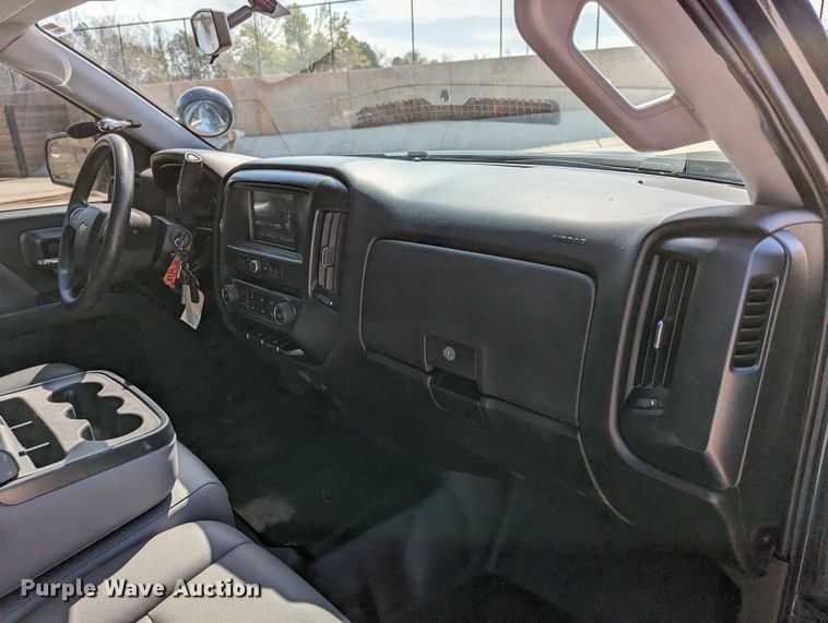 image for item DR6873 2018  Chevrolet Silverado 1500  Double Cab pickup truck