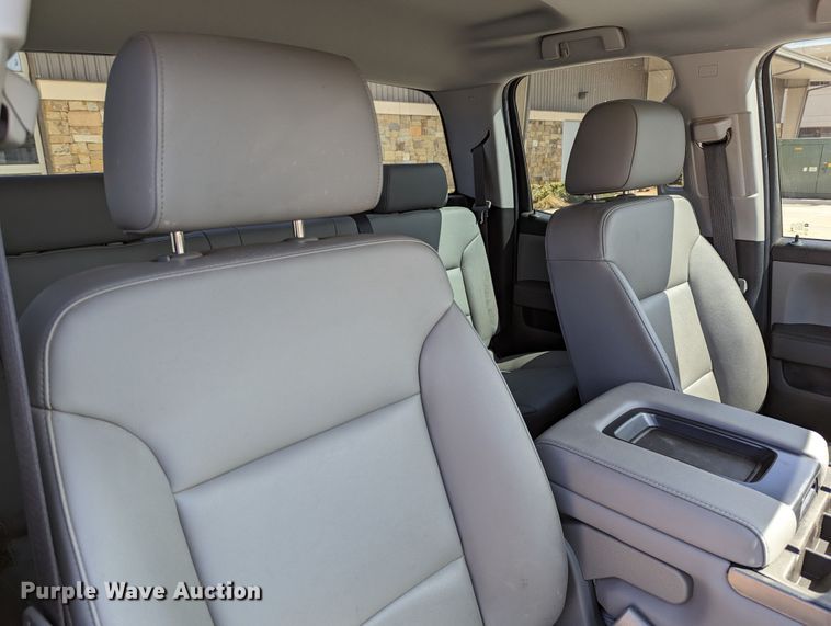 image for item DR6873 2018  Chevrolet Silverado 1500  Double Cab pickup truck